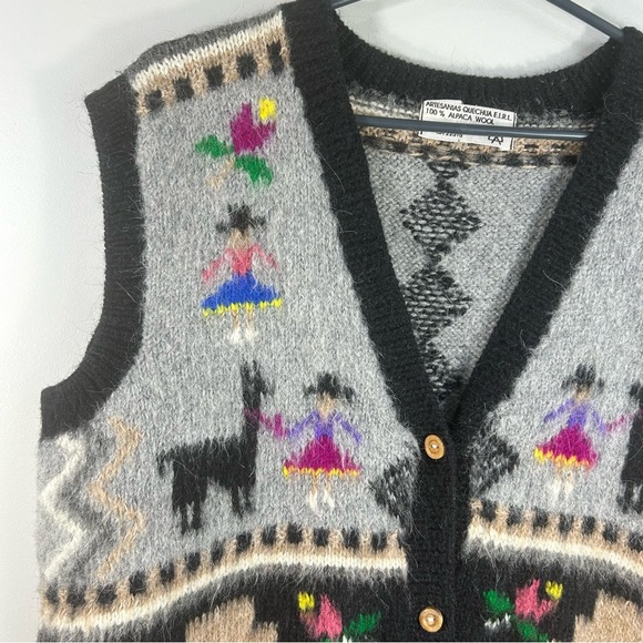 Artesanias Hand Made 100% Alpaca Wool Wood Button Up Knit Vest One Size Stunning - Picture 3 of 11